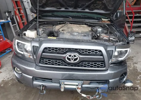 2011 Toyota Tacoma Double Cab from USA, damaged, VIN 3TMLU4EN5BM073944